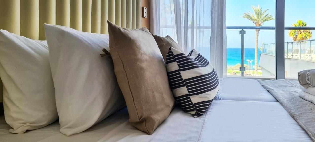 Phaedrus Living: Seafront Luxury Flat Pallini Court 113 بروتاراس المظهر الخارجي الصورة