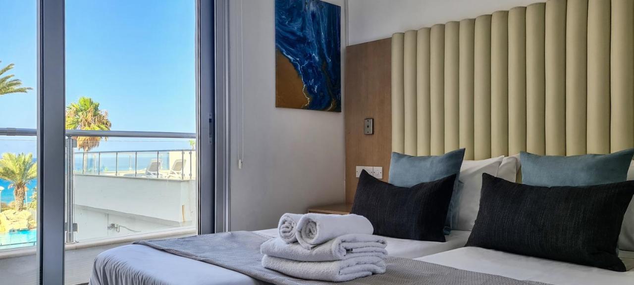 Phaedrus Living: Seafront Luxury Flat Pallini Court 113 بروتاراس المظهر الخارجي الصورة